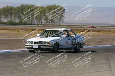 media/Oct-01-2022-24 Hours of Lemons (Sat) [[0fb1f7cfb1]]/10am (Front Straight)/